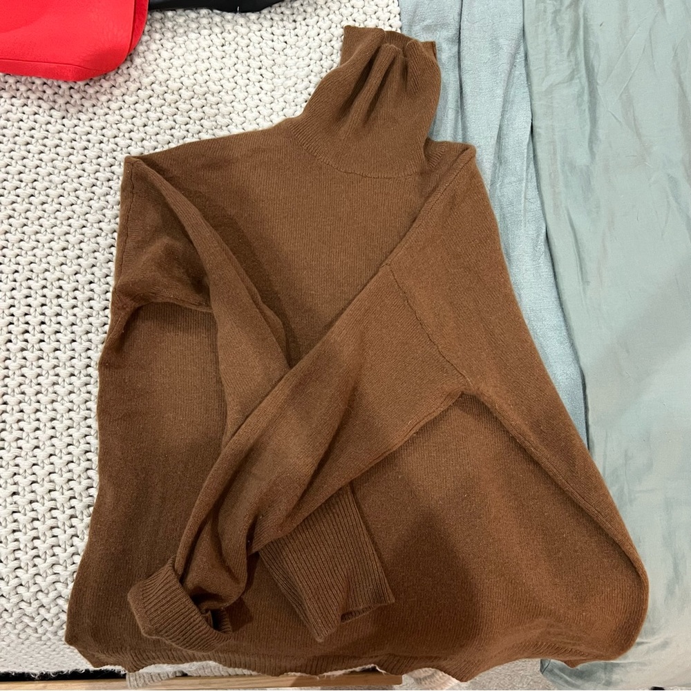 Nordstrom brown cashmere turtleneck sweater